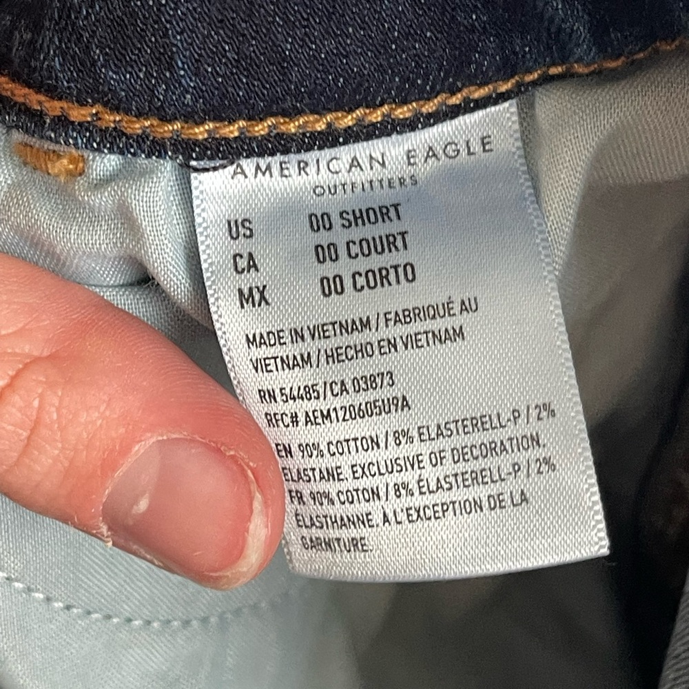 GETTING RID OF CLOTHES THAT DON’T FIT/NEVER WORN - Picture 3 of 4